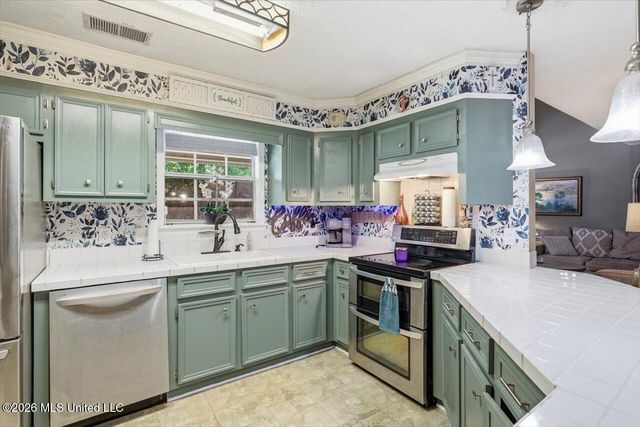 573 Dogwood Point, Madison, MS 39110