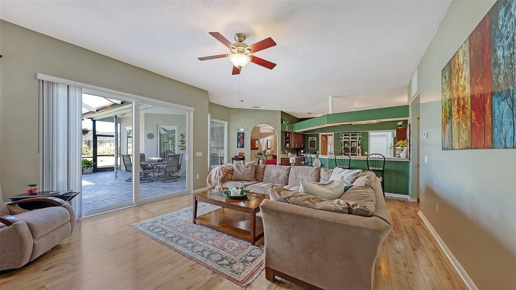 Image 21 of property listing at 7501 52ND TERRACE E, Bradenton, FL 34203