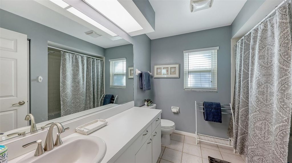 Image 32 of property listing at 7501 52ND TERRACE E, Bradenton, FL 34203