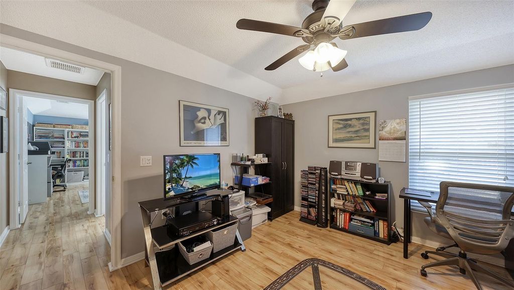 Image 35 of property listing at 7501 52ND TERRACE E, Bradenton, FL 34203