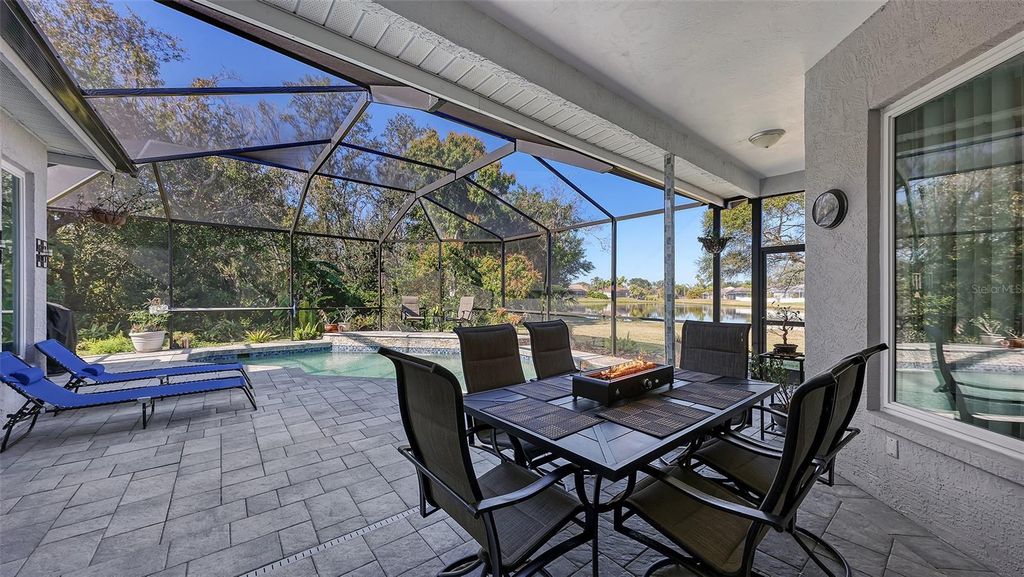 Image 40 of property listing at 7501 52ND TERRACE E, Bradenton, FL 34203