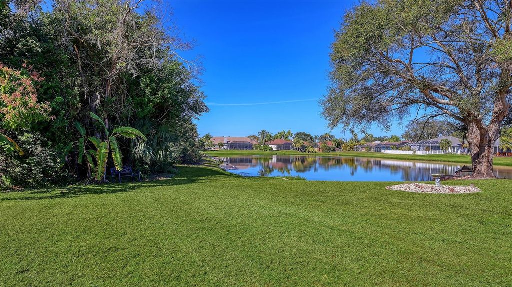 Image 46 of property listing at 7501 52ND TERRACE E, Bradenton, FL 34203