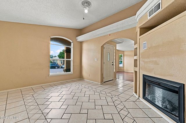 12364 TIERRA MADRE Road, El Paso, TX 79938