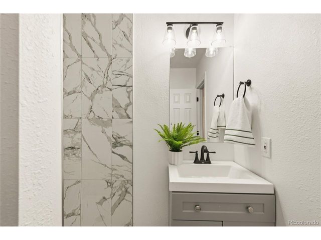 740 S Eliot St, Denver, CO 80219