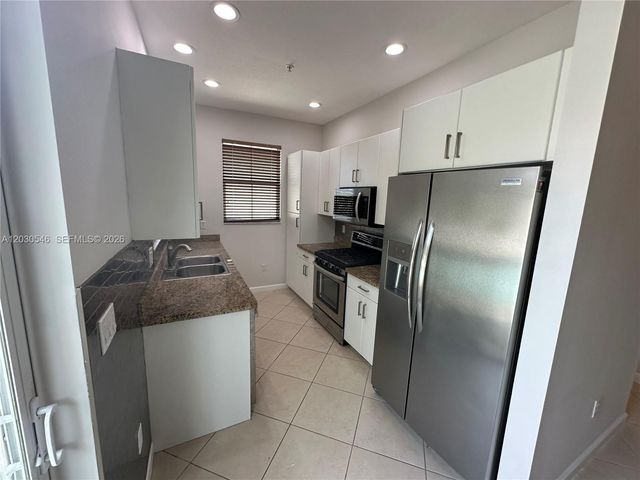 12630 NW 32nd Ct, Sunrise, FL 33323