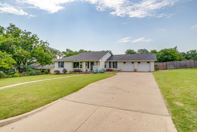 6705 Hanover Road, Fort Worth, TX 76116