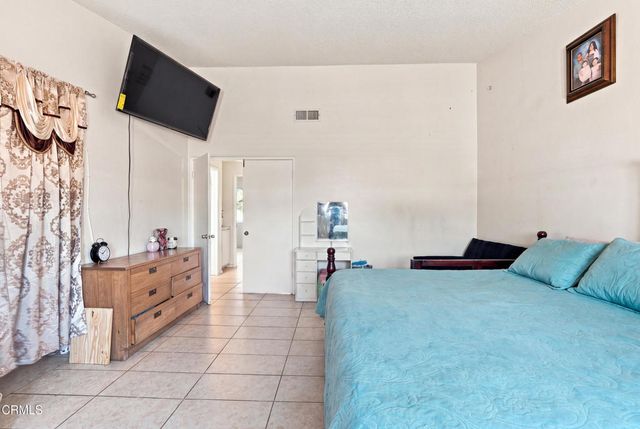 3534 Olds Road, Oxnard, CA 93033
