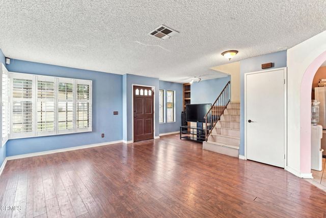 3534 Olds Road, Oxnard, CA 93033