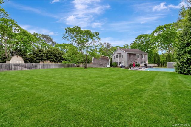 26 Box Tree Road, East Quogue, NY 11942