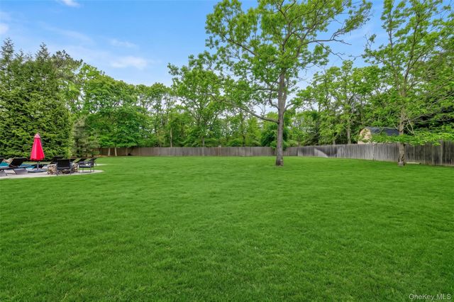 26 Box Tree Road, East Quogue, NY 11942