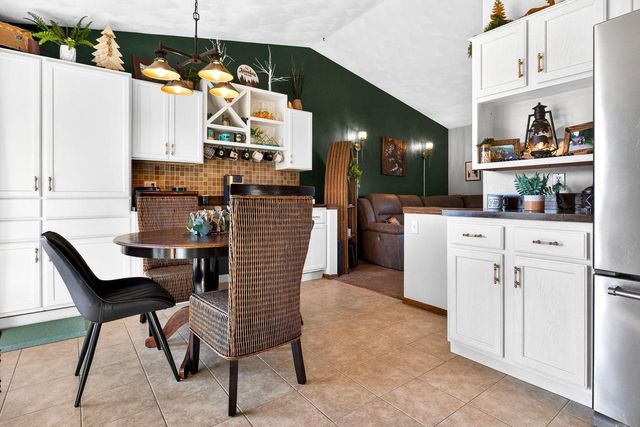 W5981 WOODSEDGE COURT, Appleton, WI 54915