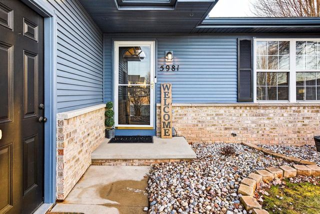 W5981 WOODSEDGE COURT, Appleton, WI 54915