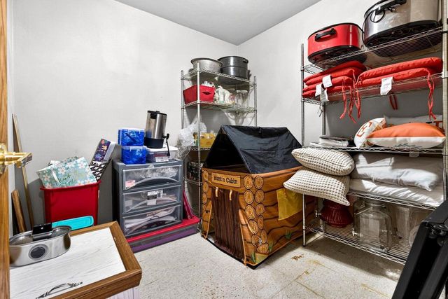 W5981 WOODSEDGE COURT, Appleton, WI 54915