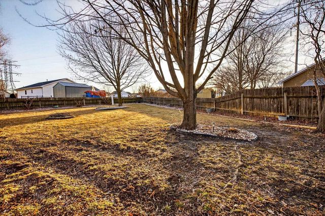 W5981 WOODSEDGE COURT, Appleton, WI 54915