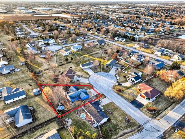 W5981 WOODSEDGE COURT, Appleton, WI 54915