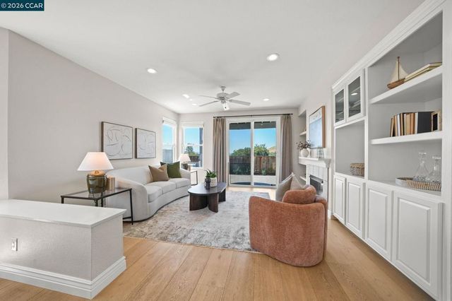 5003 Raven Way, Clayton, CA 94517