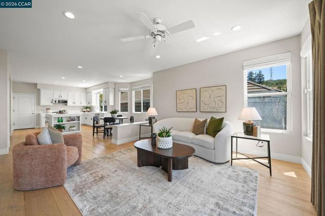 5003 Raven Way, Clayton, CA 94517