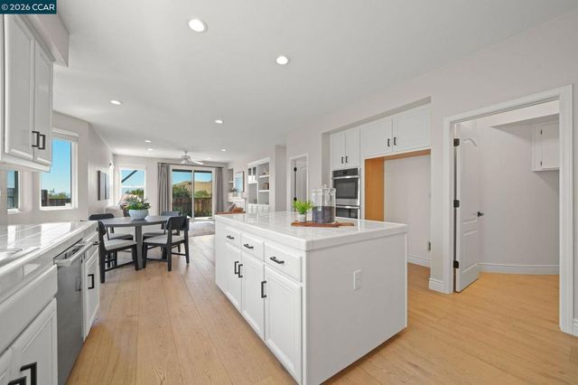 5003 Raven Way, Clayton, CA 94517