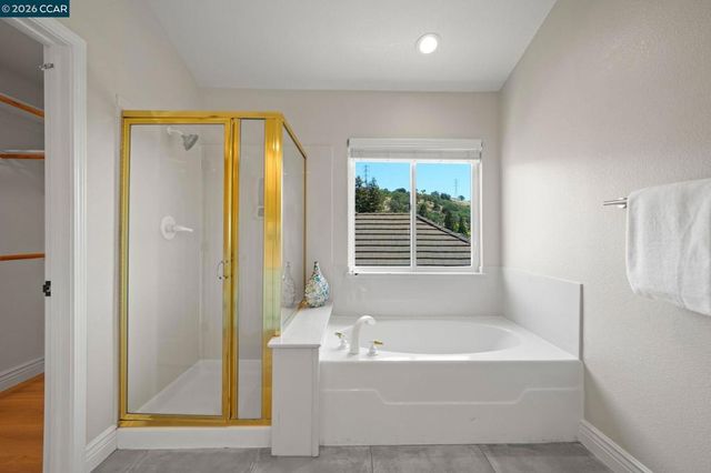 5003 Raven Way, Clayton, CA 94517