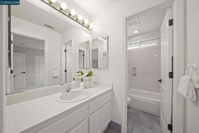 5003 Raven Way, Clayton, CA 94517