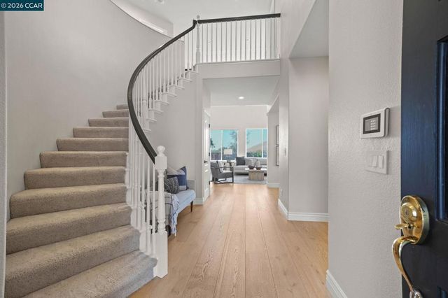 5003 Raven Way, Clayton, CA 94517