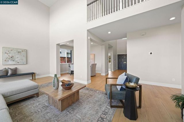 5003 Raven Way, Clayton, CA 94517