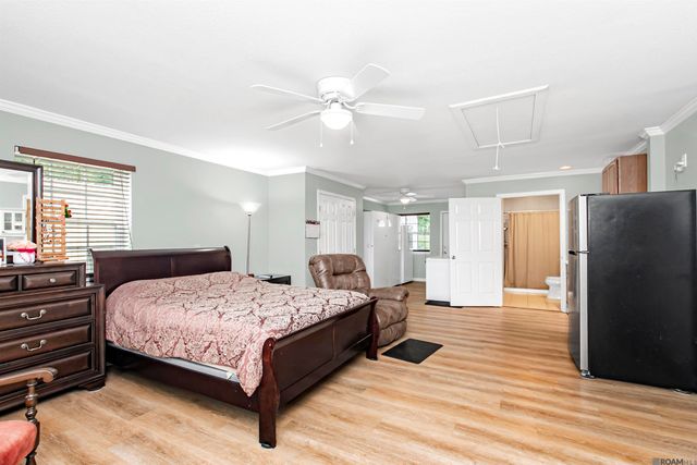 45046 Riverside Estates Dr, St Amant, LA 70774