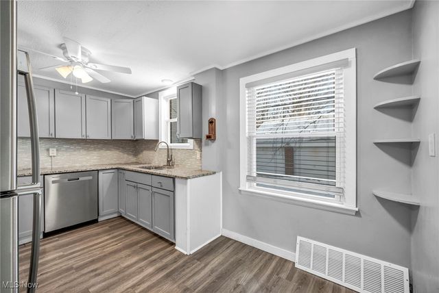 5194 Homewood Avenue, Maple Heights, OH 44137