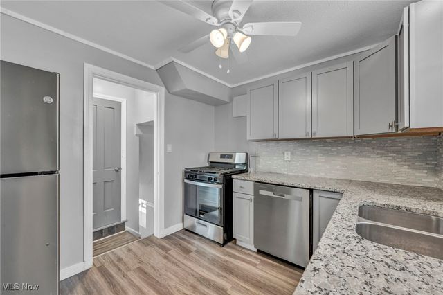 5194 Homewood Avenue, Maple Heights, OH 44137