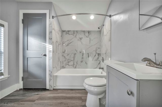 5194 Homewood Avenue, Maple Heights, OH 44137