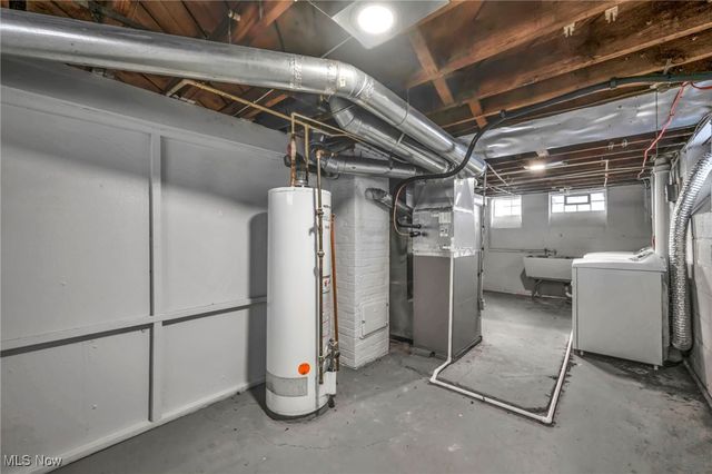 5194 Homewood Avenue, Maple Heights, OH 44137