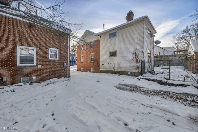 5194 Homewood Avenue, Maple Heights, OH 44137