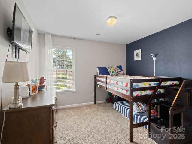 5502 Tumbling Brook Lane, Charlotte, NC 28216