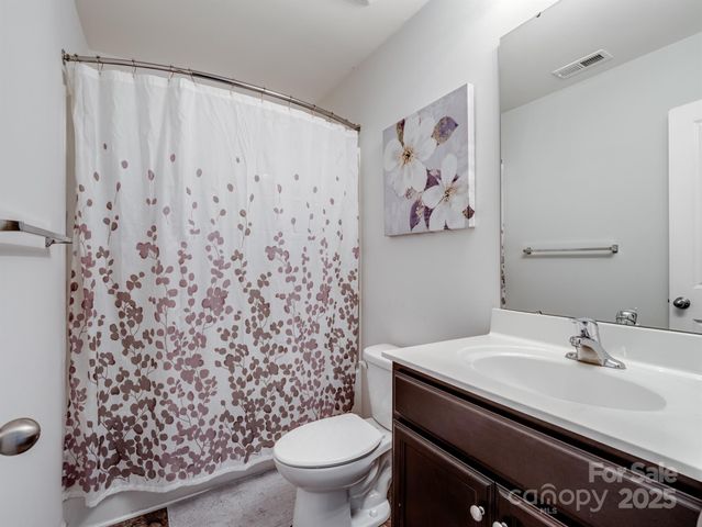 5502 Tumbling Brook Lane, Charlotte, NC 28216