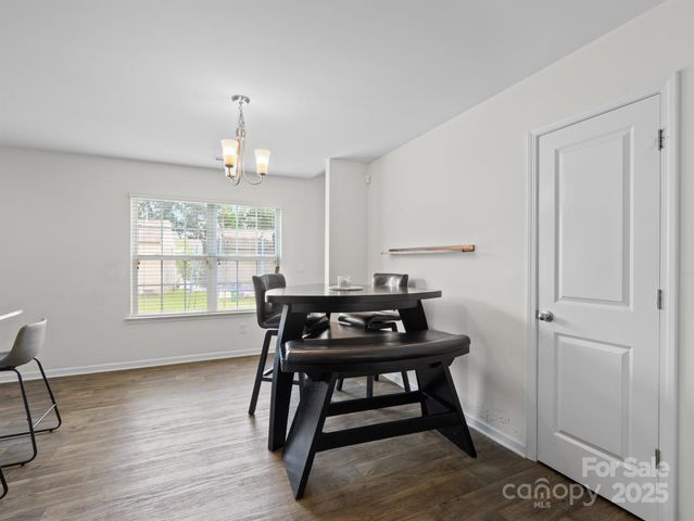 5502 Tumbling Brook Lane, Charlotte, NC 28216