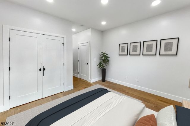 285 Lembeck Ave, Jersey City, NJ 07305