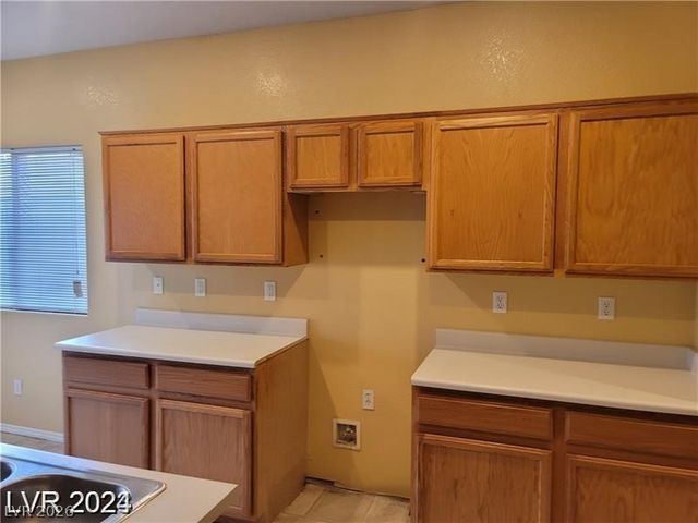 7667 Borealis Street, Las Vegas, NV 89123