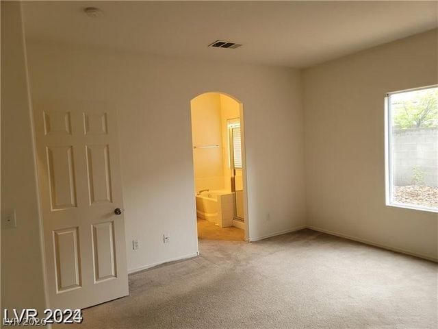 7667 Borealis Street, Las Vegas, NV 89123
