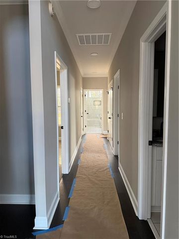 2710 Griffith Road, Winston-salem, NC 27103