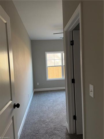 2710 Griffith Road, Winston-salem, NC 27103