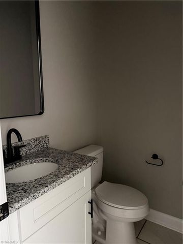 2710 Griffith Road, Winston-salem, NC 27103