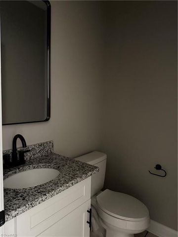 2710 Griffith Road, Winston-salem, NC 27103