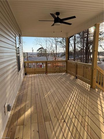 2710 Griffith Road, Winston-salem, NC 27103