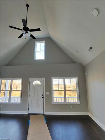 2710 Griffith Road, Winston-salem, NC 27103