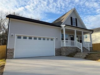 2710 Griffith Road, Winston-salem, NC 27103