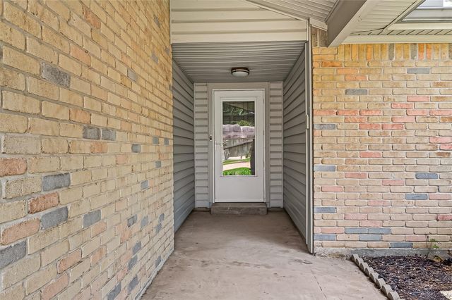 715 N Fork Court, Katy, TX 77450