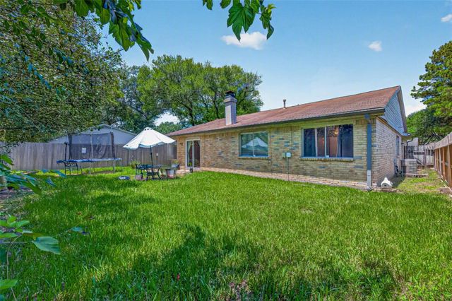715 N Fork Court, Katy, TX 77450
