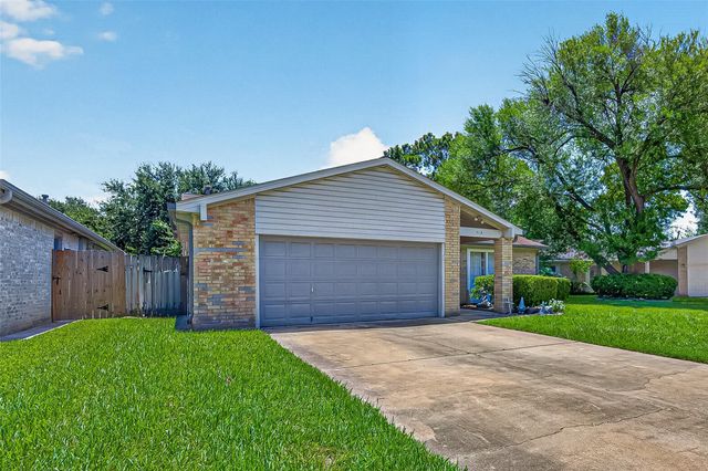 715 N Fork Court, Katy, TX 77450