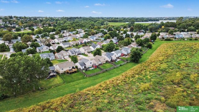 12906 Vernon Avenue, Omaha, NE 68164
