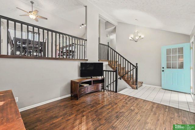12906 Vernon Avenue, Omaha, NE 68164